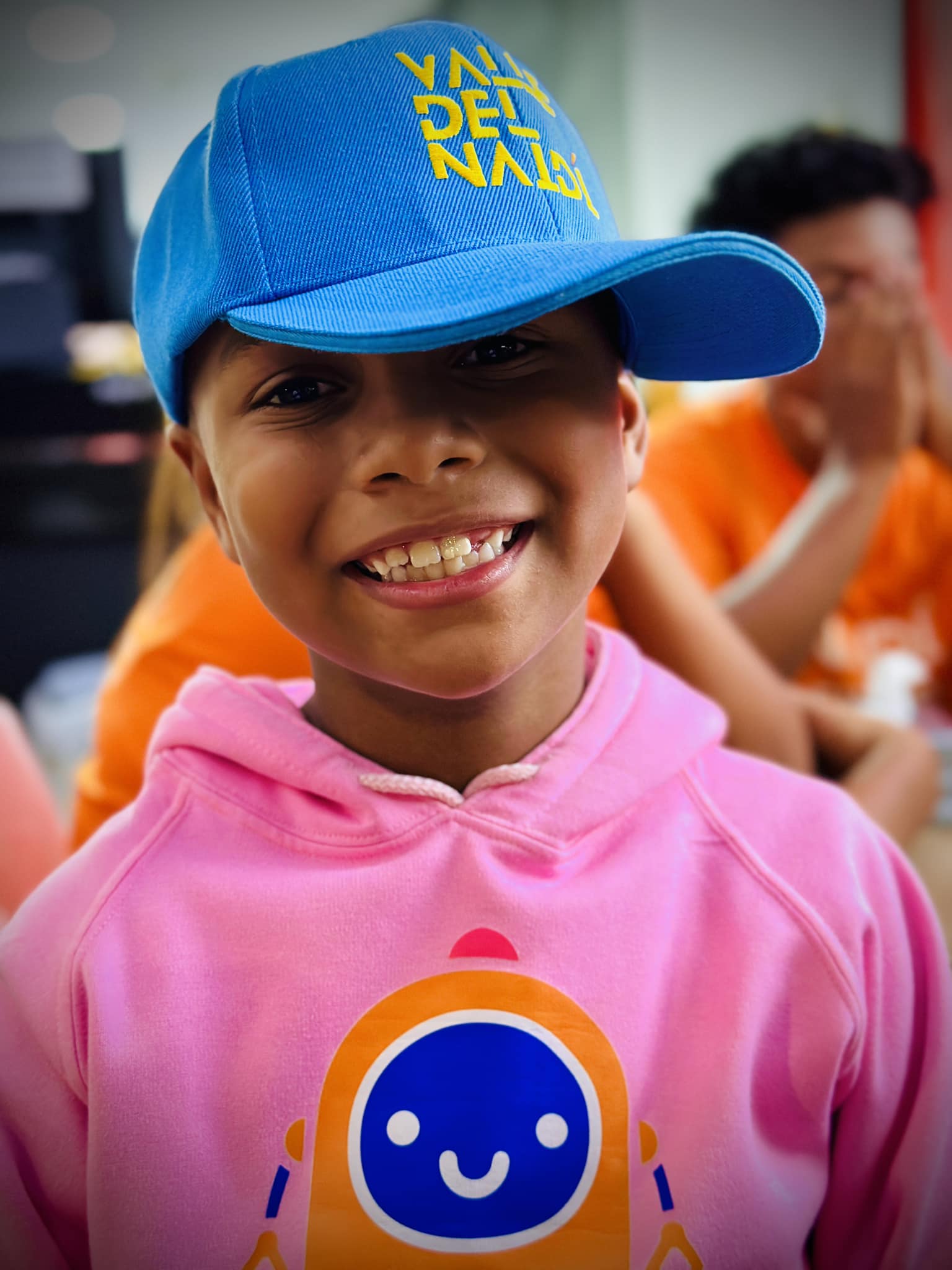 Niñó con gorra